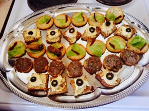 Canapés: Camembert and olives, smoked oyster, pate on a variety of savoury biscuits
